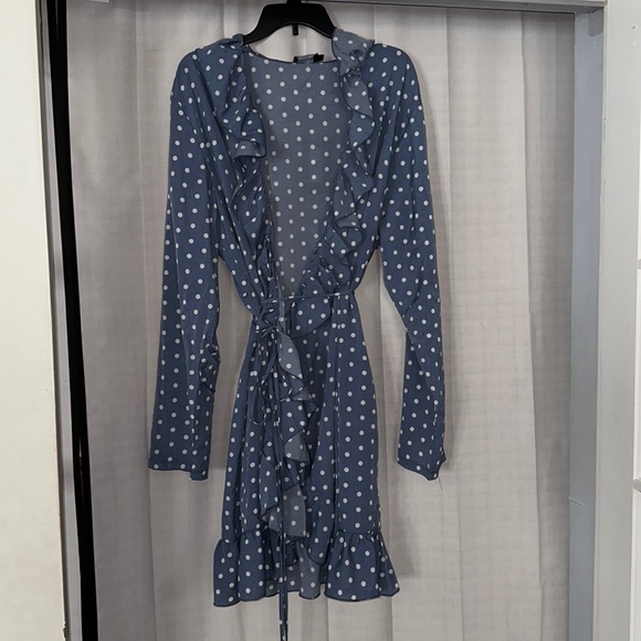 prettylittlething-dresses-pretty-little-thing-plus-size-dusty-blue